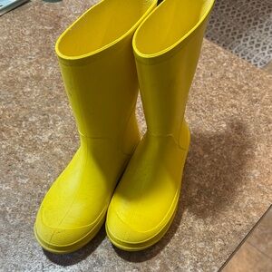 Youth size 3 cat & jack Yellow Kids Rain Boots